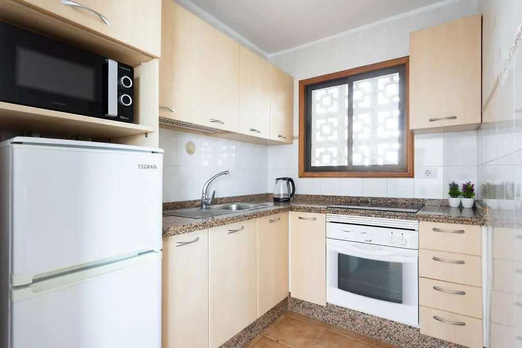 Apartment 5 Minutes Walk From Playa Fanabe アデヘ