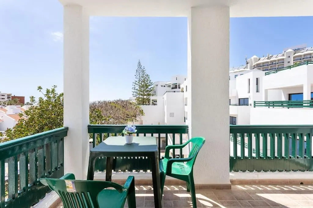 Apartment 5 Minutes Walk From Playa Fanabe アデヘ 0*,  スペイン